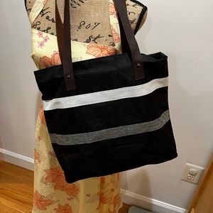 Tote back